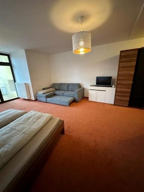 Pension Columbia Inkl. Fruehstueck Im Zentraum Bad Gleichenberg Exterior photo
